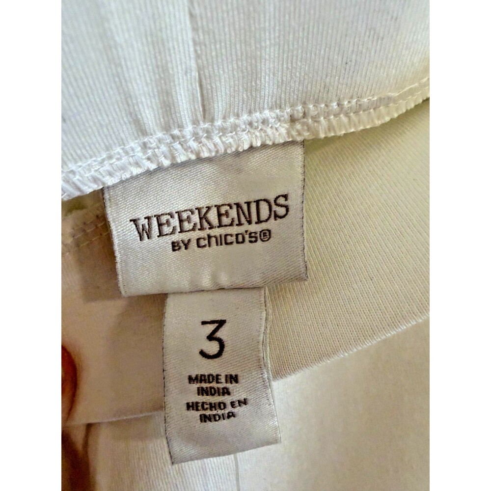 Chico's Woman's White Cotton Spandex Shorts Size 3 (US L 16-18) - Picture 5 of 5